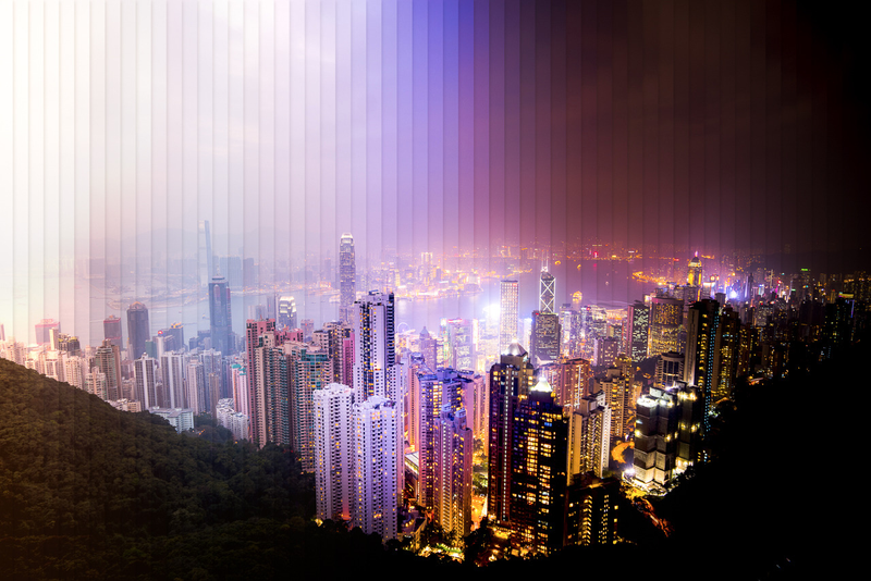 Illustration for article titled Stunning photographs capture day and night of Shanghai and Hong Kong